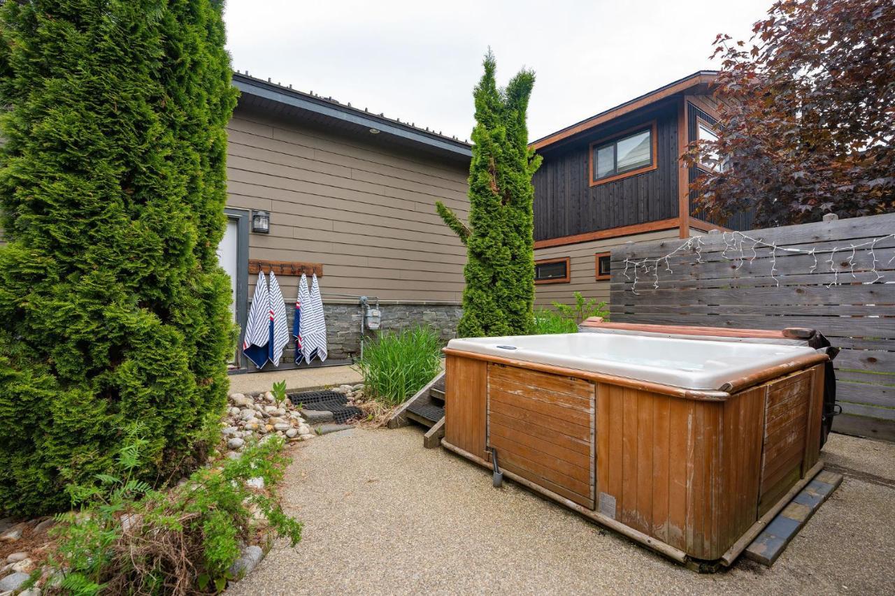 Aspen Lodge By Revelstoke Vacations 외부 사진