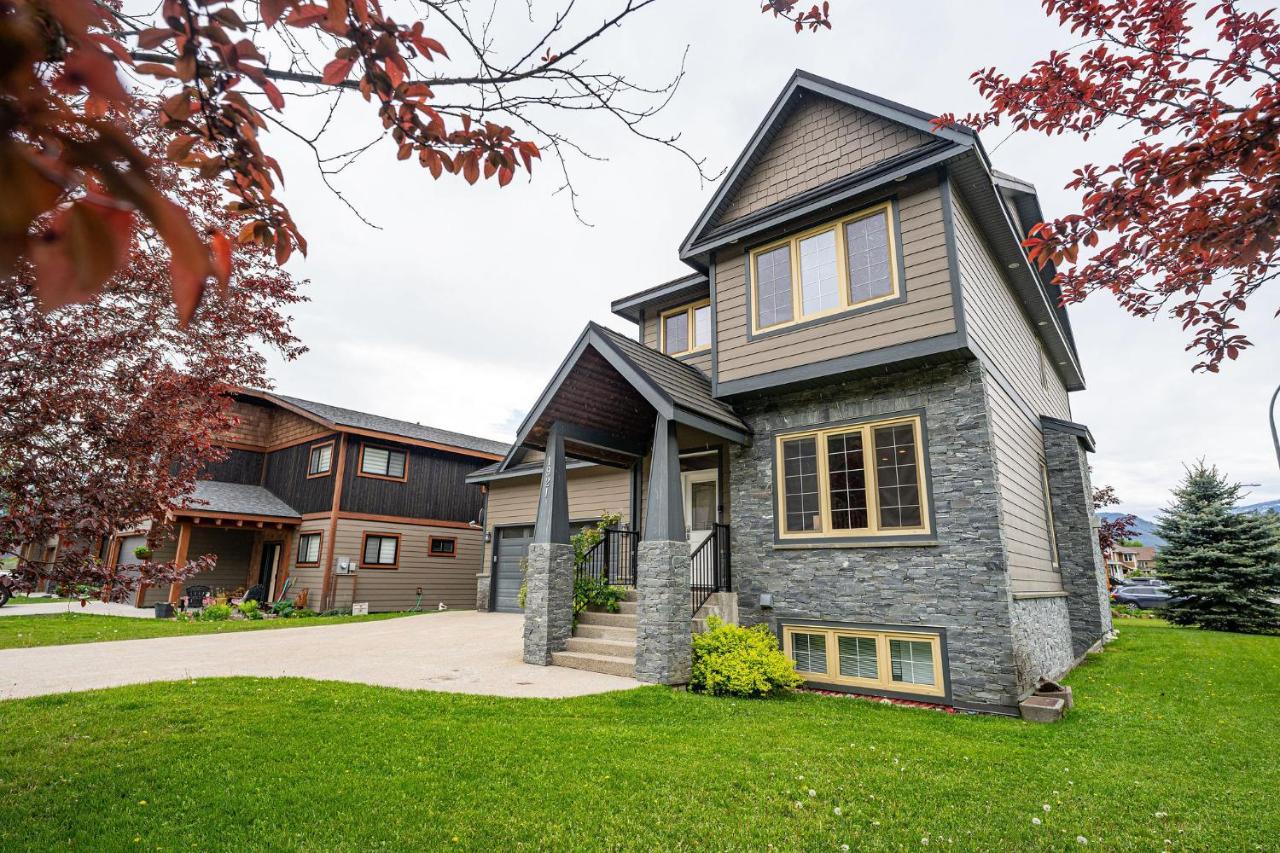 Aspen Lodge By Revelstoke Vacations 외부 사진