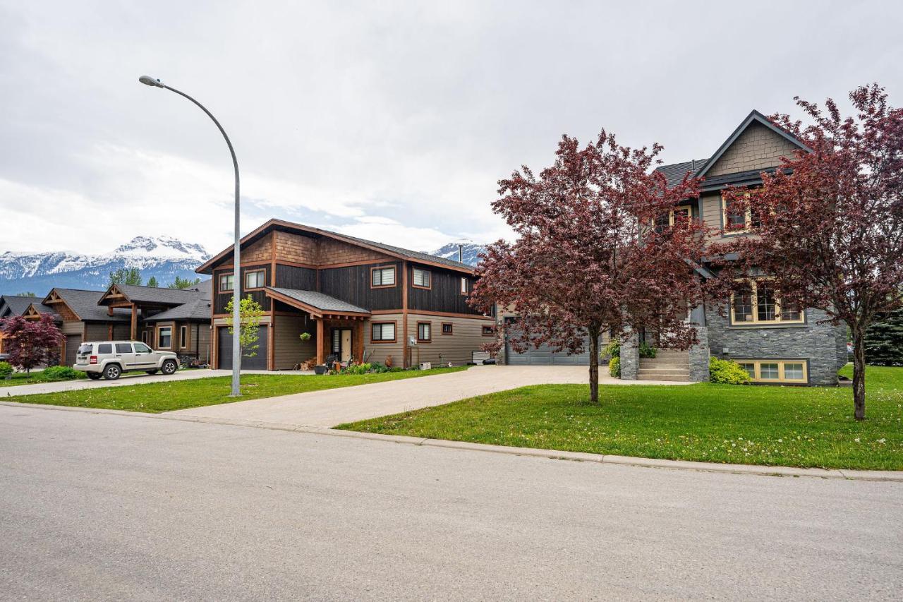 Aspen Lodge By Revelstoke Vacations 외부 사진