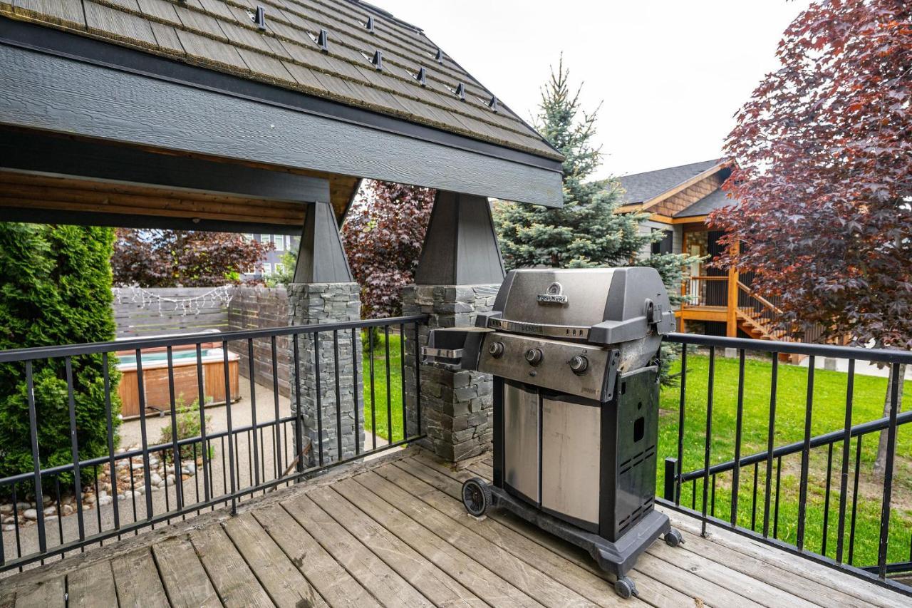 Aspen Lodge By Revelstoke Vacations 외부 사진