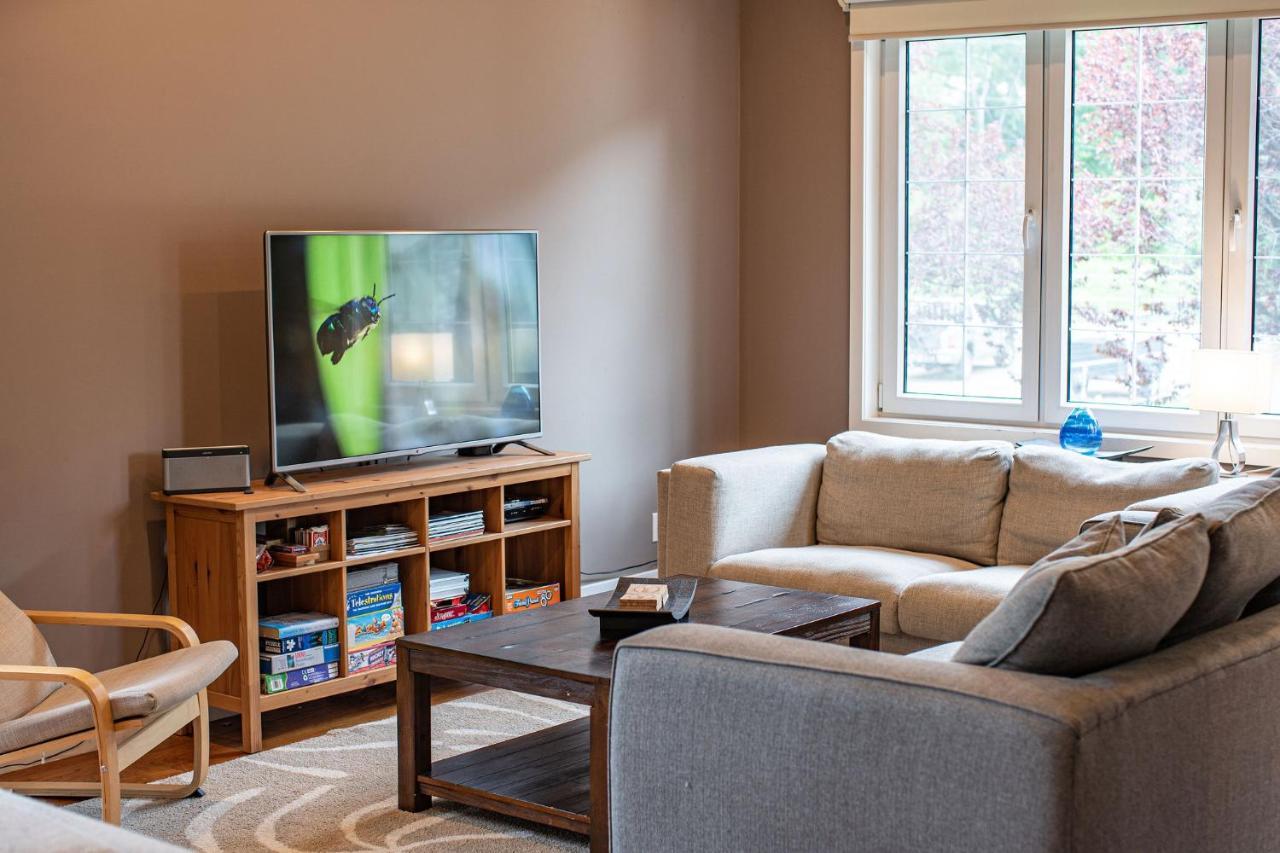 Aspen Lodge By Revelstoke Vacations 외부 사진